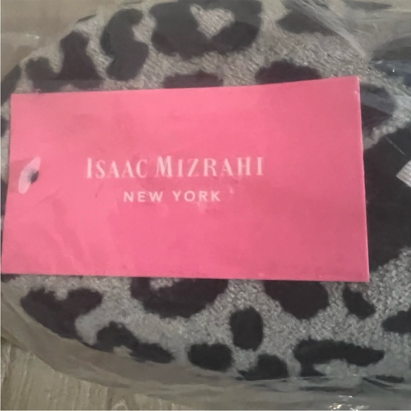 NWT Isaac Mizrahi Leopard Print Slippers - Picture 4 of 7